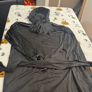 Costume- Black Hooded grim reeper